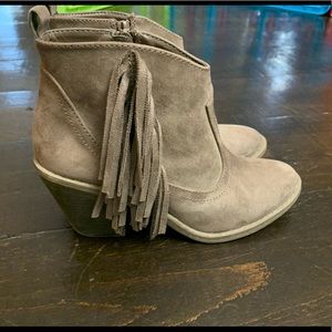 Women’s Tan booties